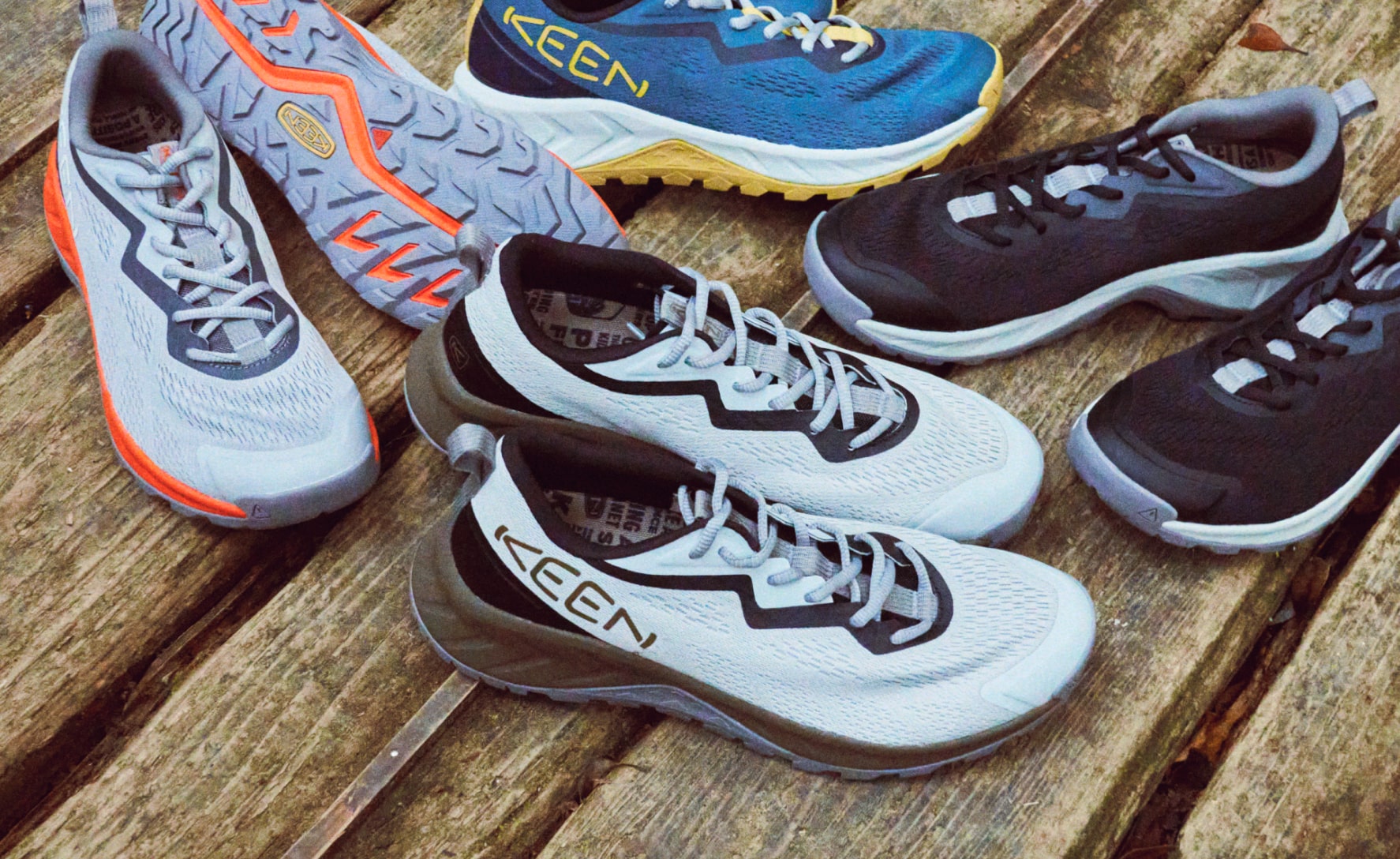 KEEN_M_1029043_VersacoreSpeed_Lifestyle_PDP_Doublewide_e76f6fe7-0eb2-47b4-a26e-e21423274f03