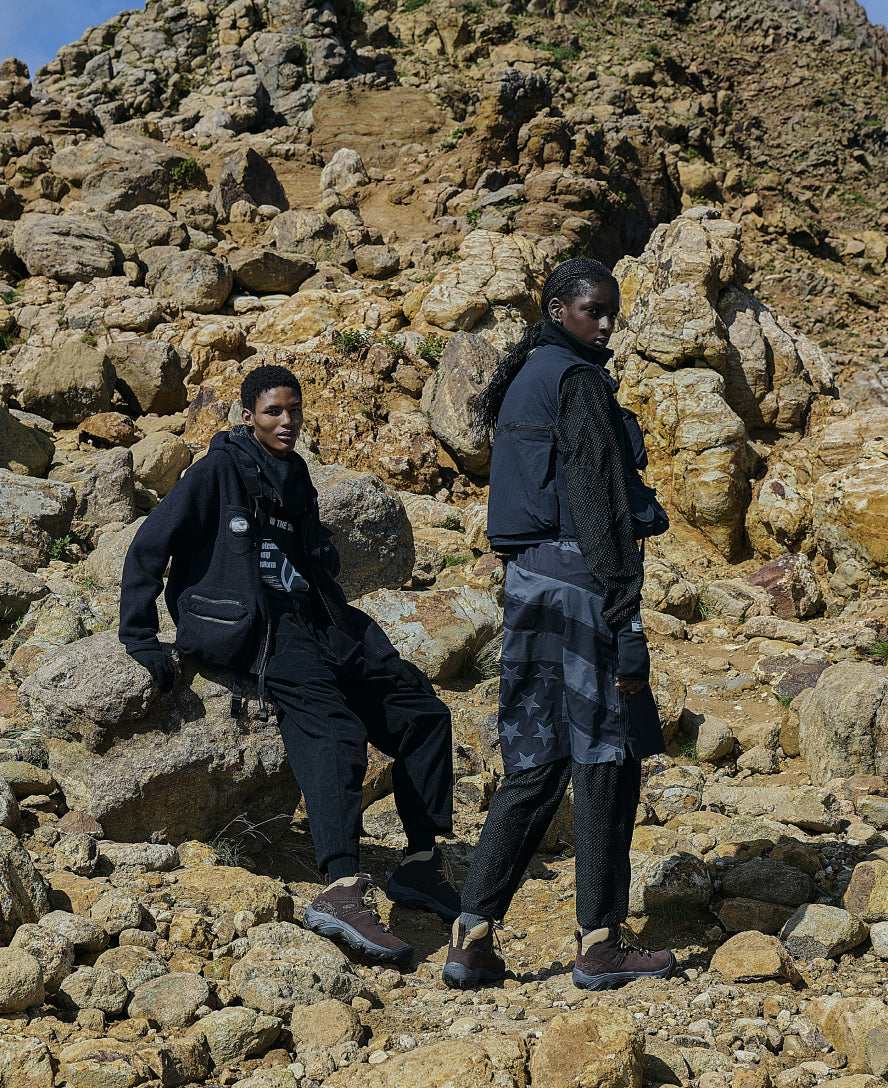 KEEN_M_PyreneesXMountainResearch_1029399_PDP_Lifestyle_Vertical_1