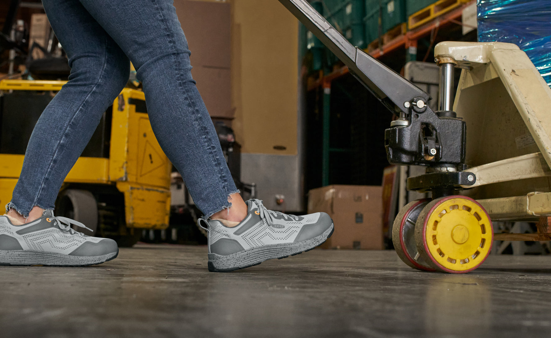 KEEN_UTILITY_CAMDEN_DARK_EARTH_BLACK_M_1027689_03383_3