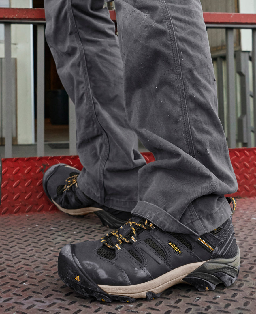 KEEN_UTILITY_FW22_LANSING_MID_WP_RAVEN_TAWNY_OLIVE_M_1018079_Right_Image_1bb86dd6-4956-49ec-a2a9-906b49237617