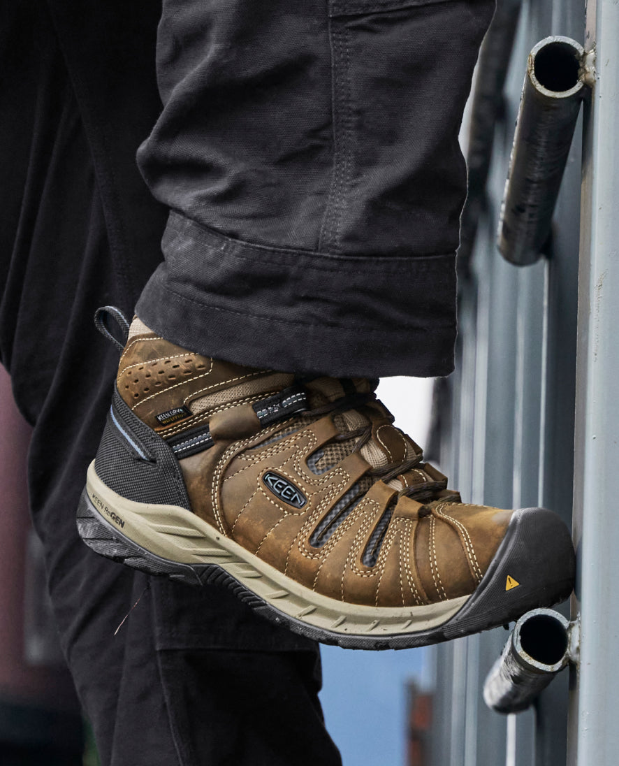 KEEN_UTILITY_SS23_FLINT_II_MID_WP_CASCADE_BROWN-ORION_BLUE_M_1023237_Left_Image