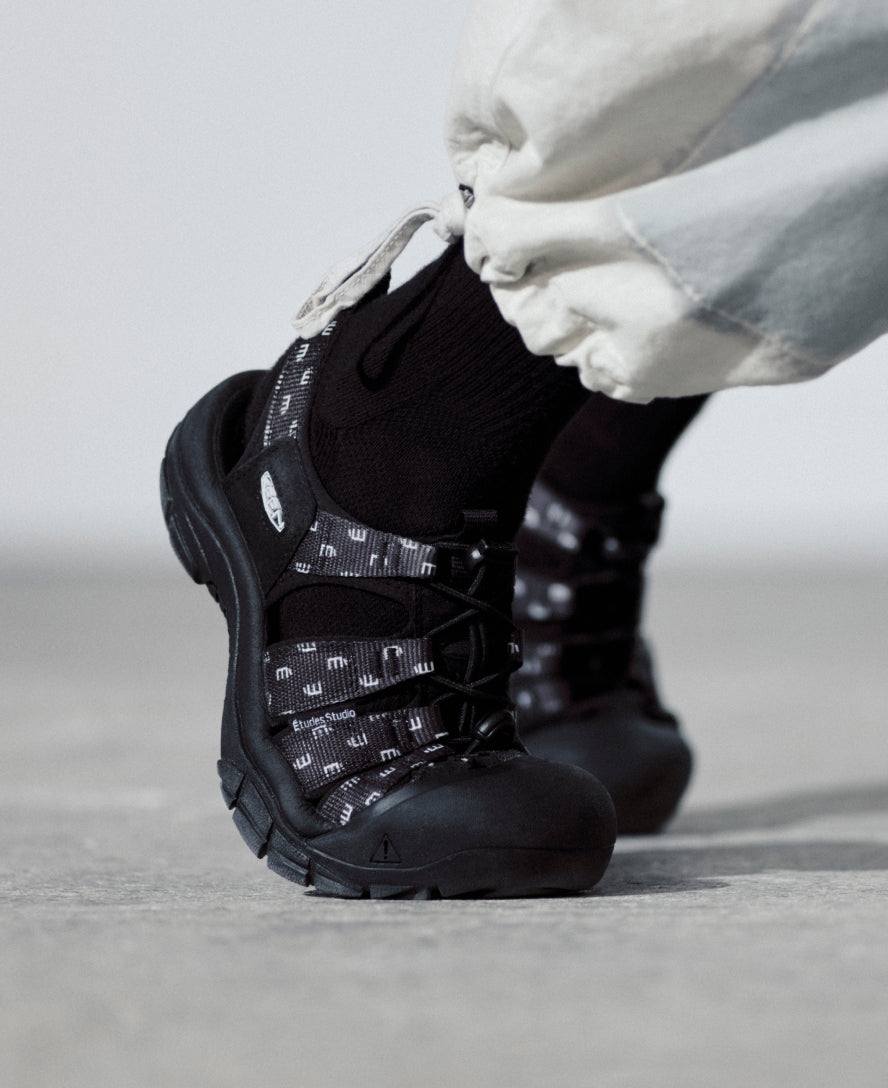 KEENxEtudes_PDP_Lifestyle_1030634_Vertical_1