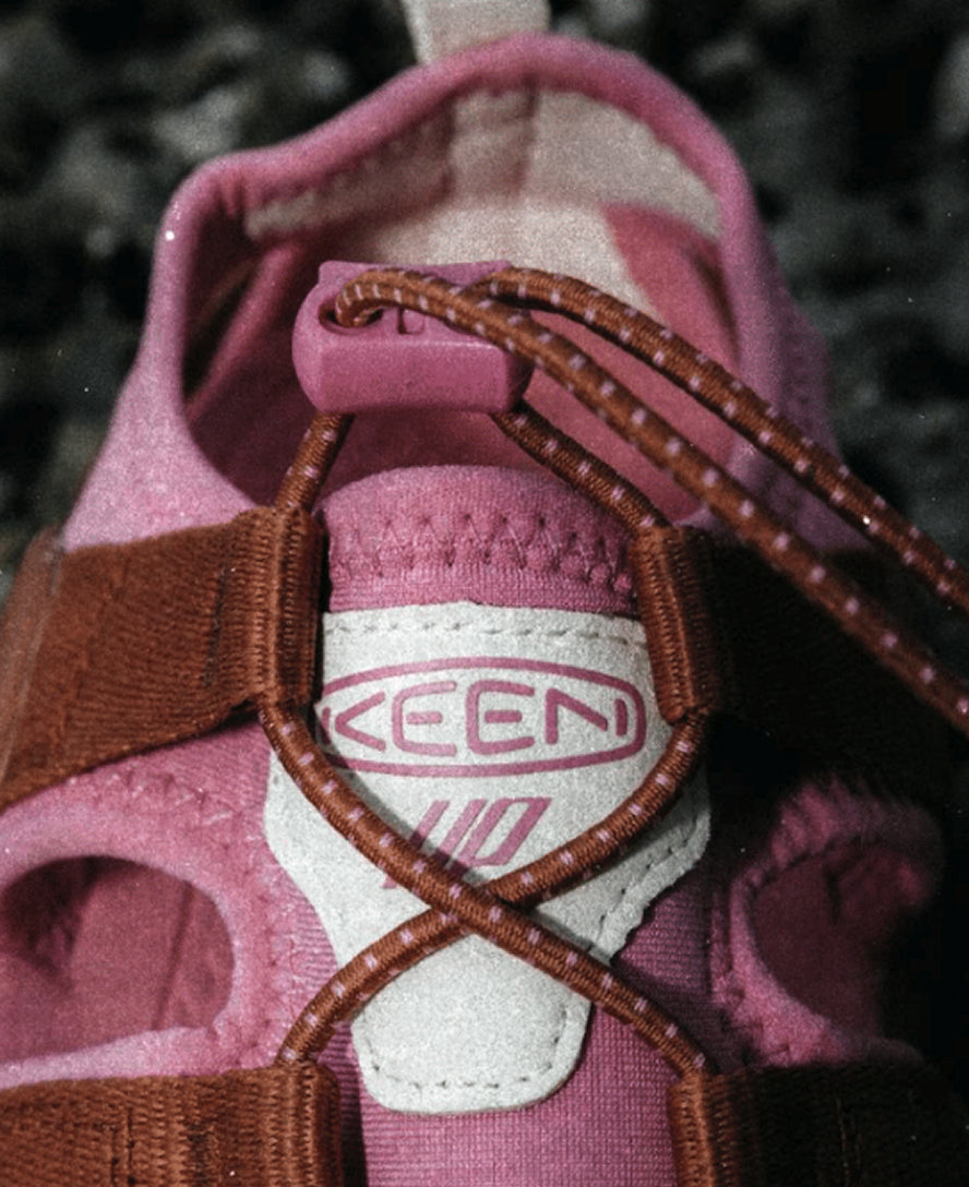 KEENxHikingPatrol_PDP_Lifestyle_Vertical_2_Pink