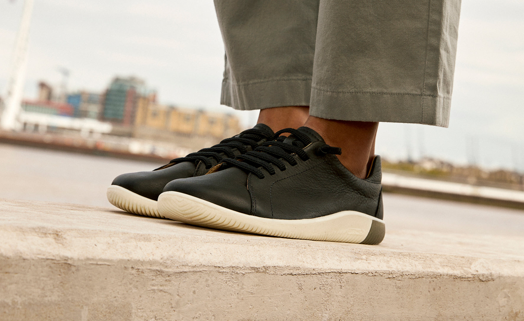 KNXPDPLifestyle1Womens